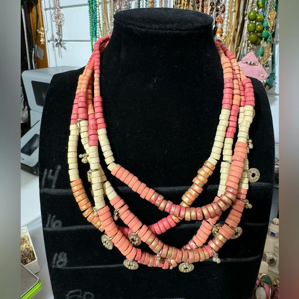 Chico’s Layered Salmon, Cream, Peach & Gold Wooden Beaded Charm Short Necklace - Picture 3 of 4